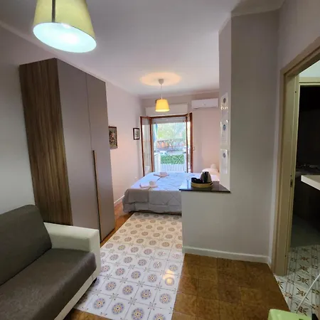 Sorrento's Holidays *