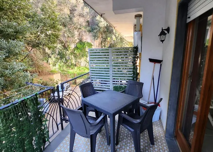 Sorrento's Holidays *